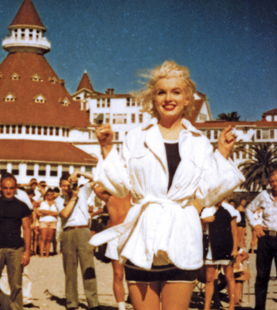 Marilyn-Monroe-and-Turret-pg183